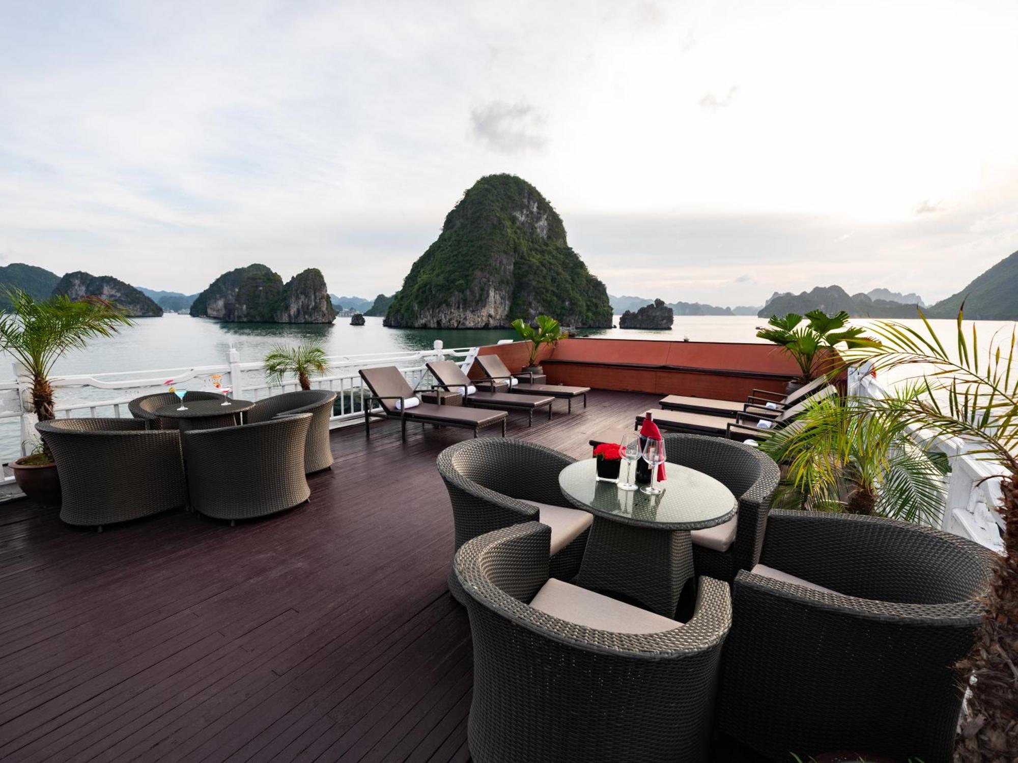 Hera Boutique Cruise Ha Long Bay Εξωτερικό φωτογραφία