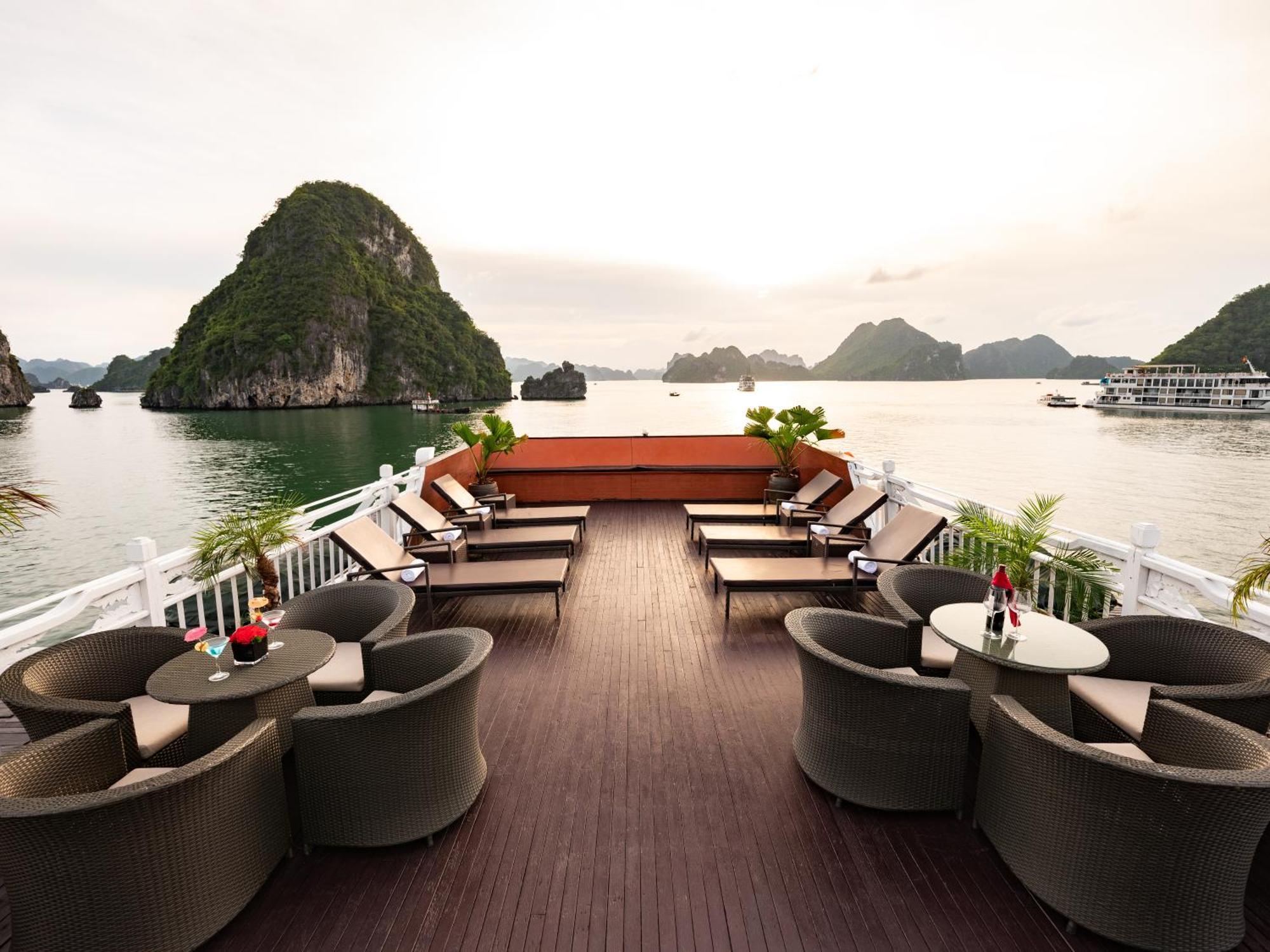 Hera Boutique Cruise Ha Long Bay Εξωτερικό φωτογραφία