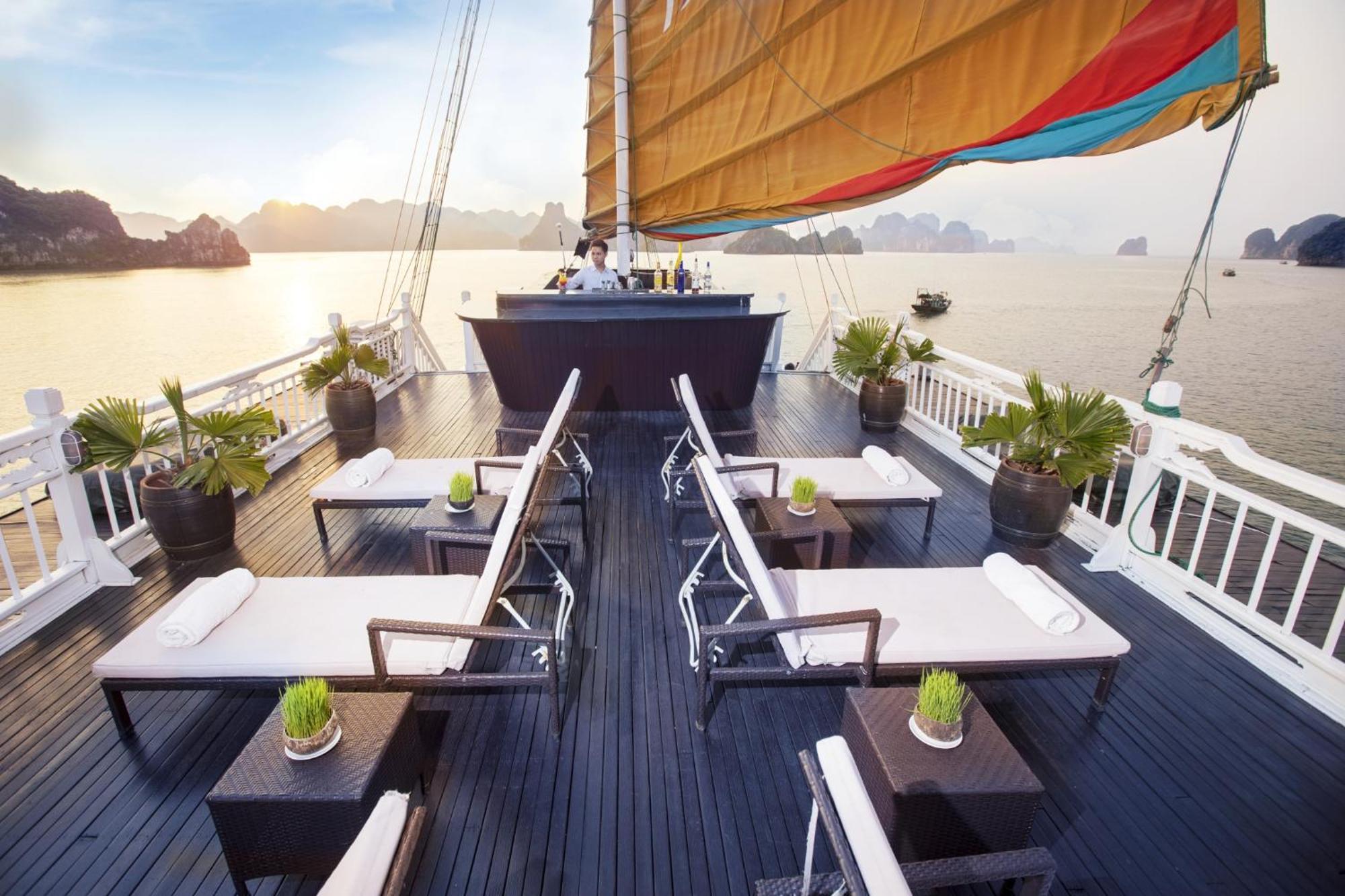 Hera Boutique Cruise Ha Long Bay Εξωτερικό φωτογραφία