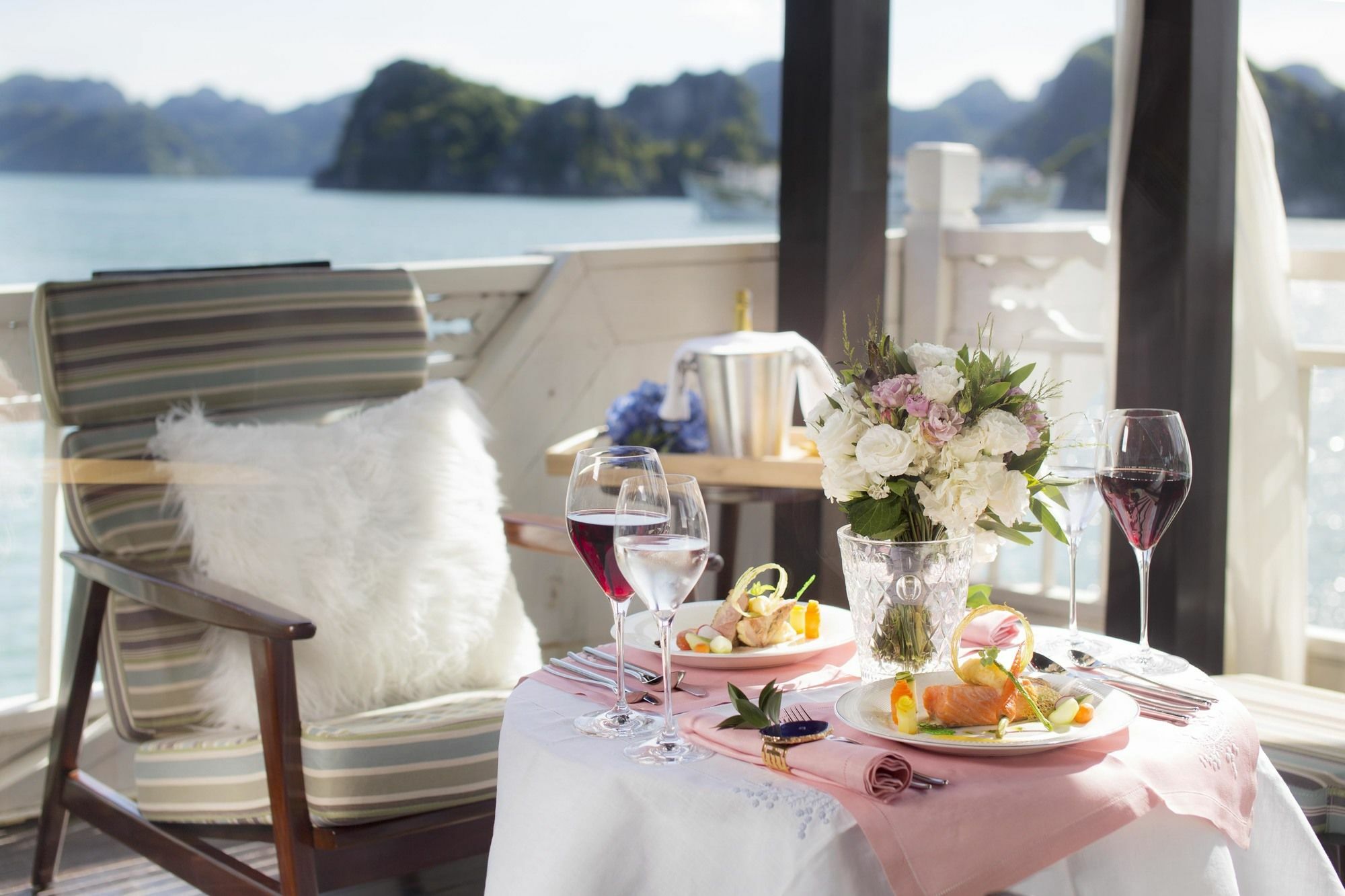 Hera Boutique Cruise Ha Long Bay Εξωτερικό φωτογραφία