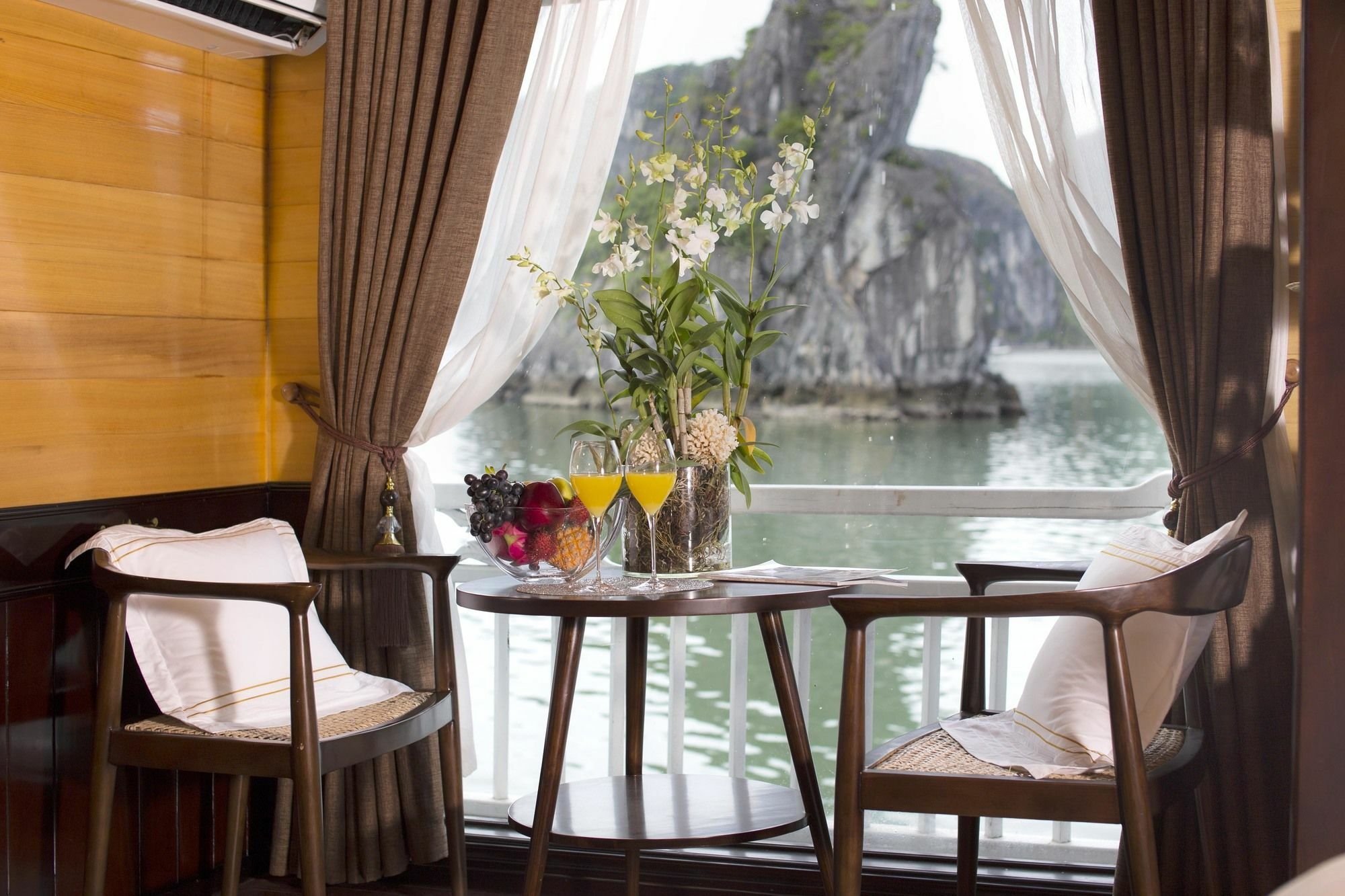Hera Boutique Cruise Ha Long Bay Εξωτερικό φωτογραφία