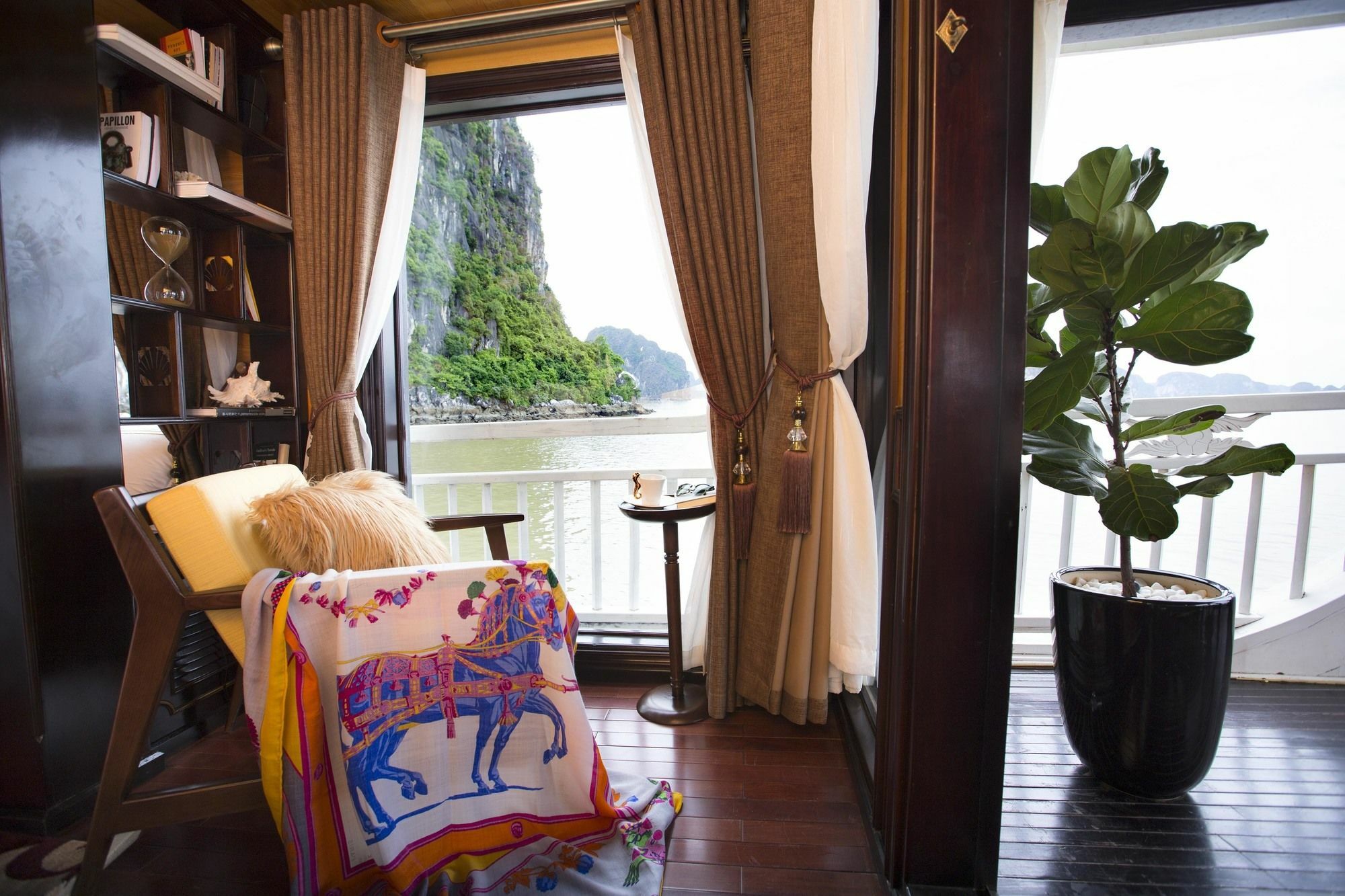 Hera Boutique Cruise Ha Long Bay Εξωτερικό φωτογραφία