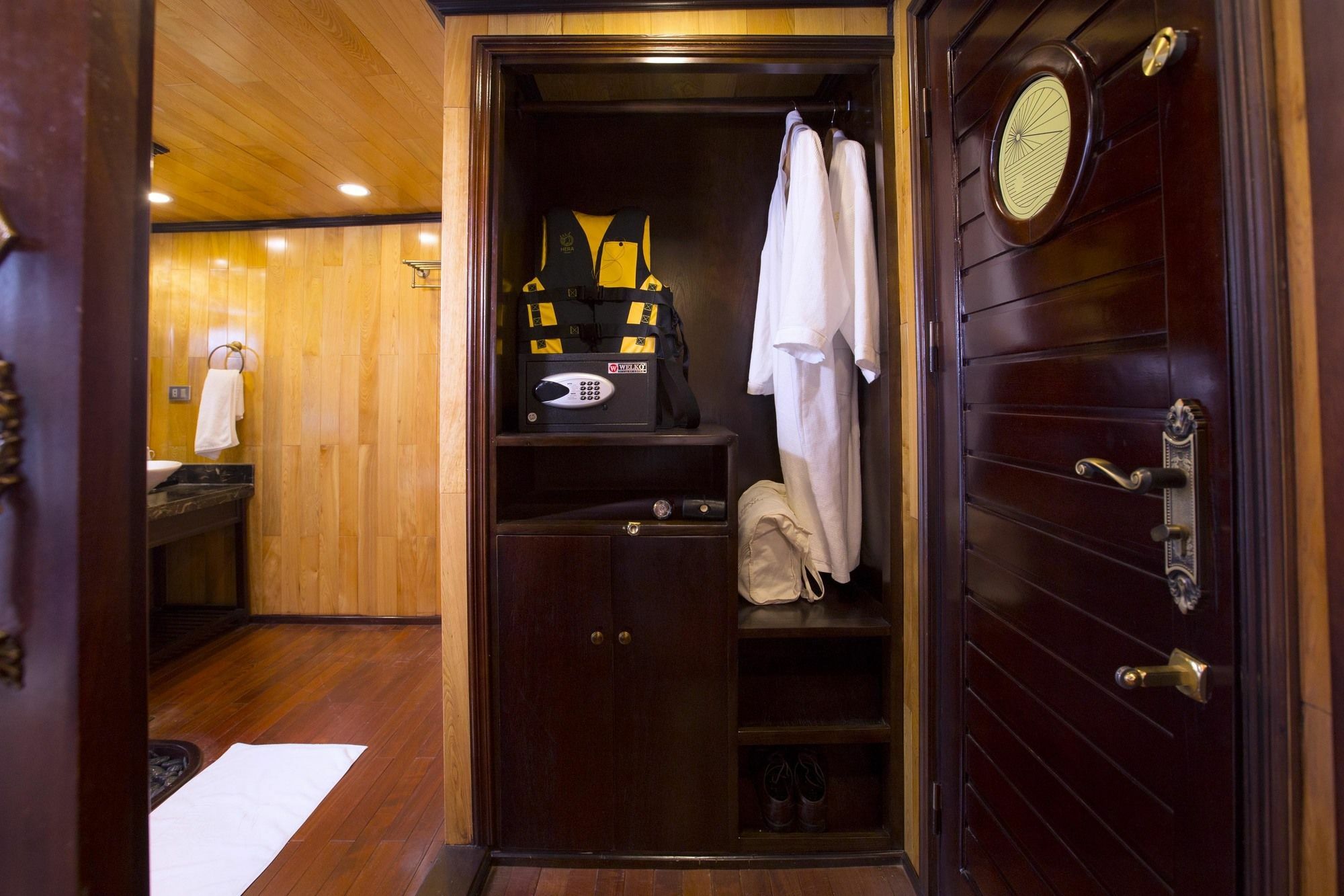 Hera Boutique Cruise Ha Long Bay Εξωτερικό φωτογραφία